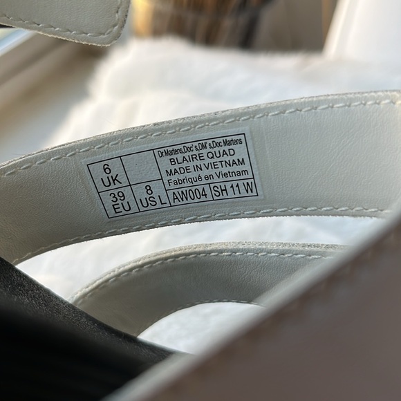 Dr Martens Blaire Quad Hydro White Leather Platform Sandals - Picture 10 of 12